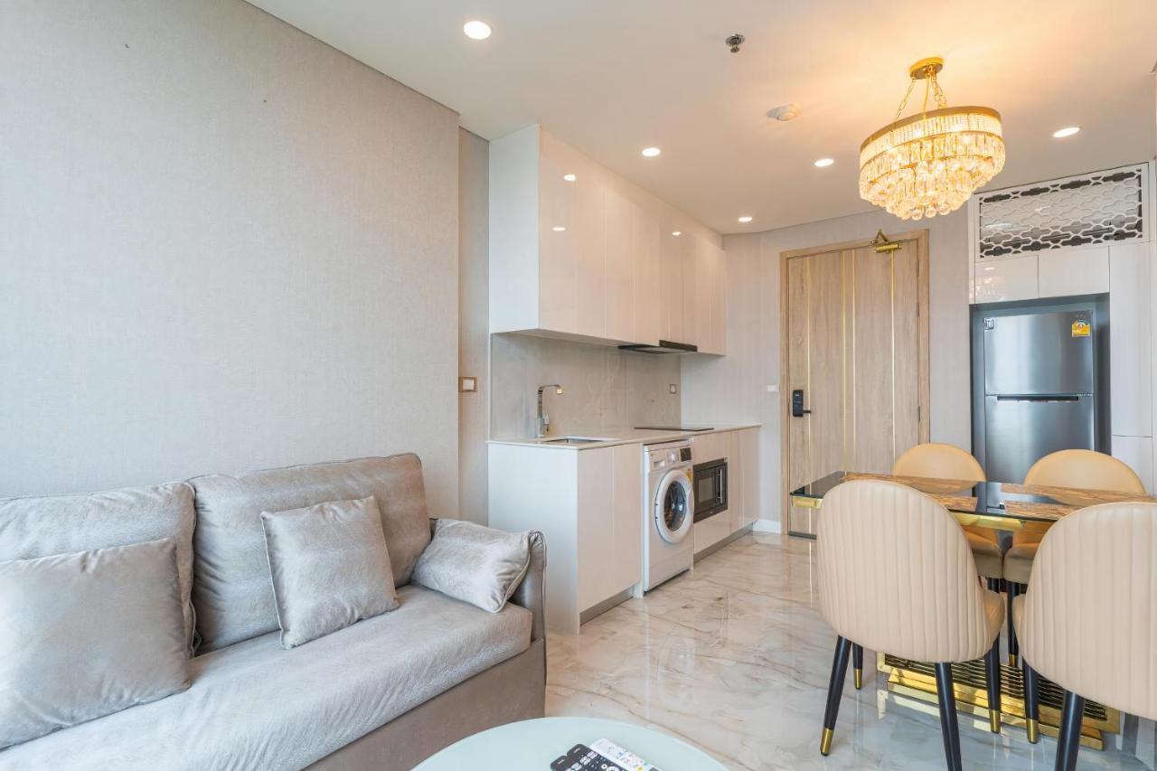 Luxury Sea View Room Beach Front Luxury Praia de Jomtien Exterior foto