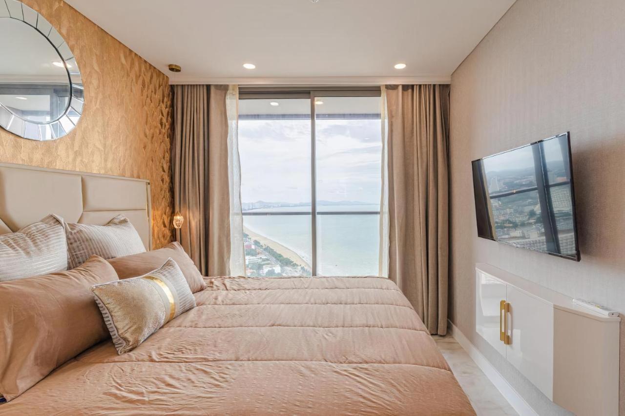 Luxury Sea View Room Beach Front Luxury Praia de Jomtien Exterior foto